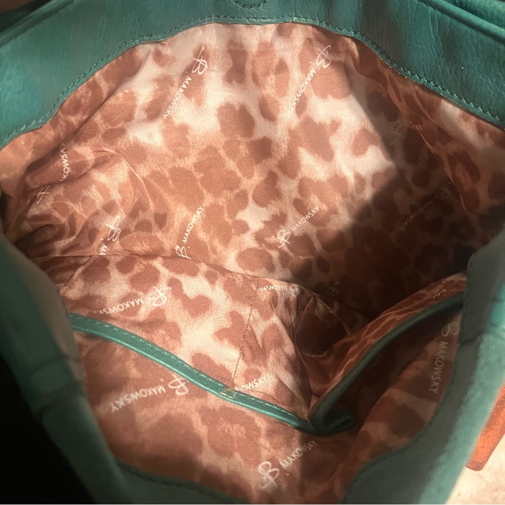 B. Makowsky Green Leather Hobo Bag with Gold Details - Picture 5 of 11